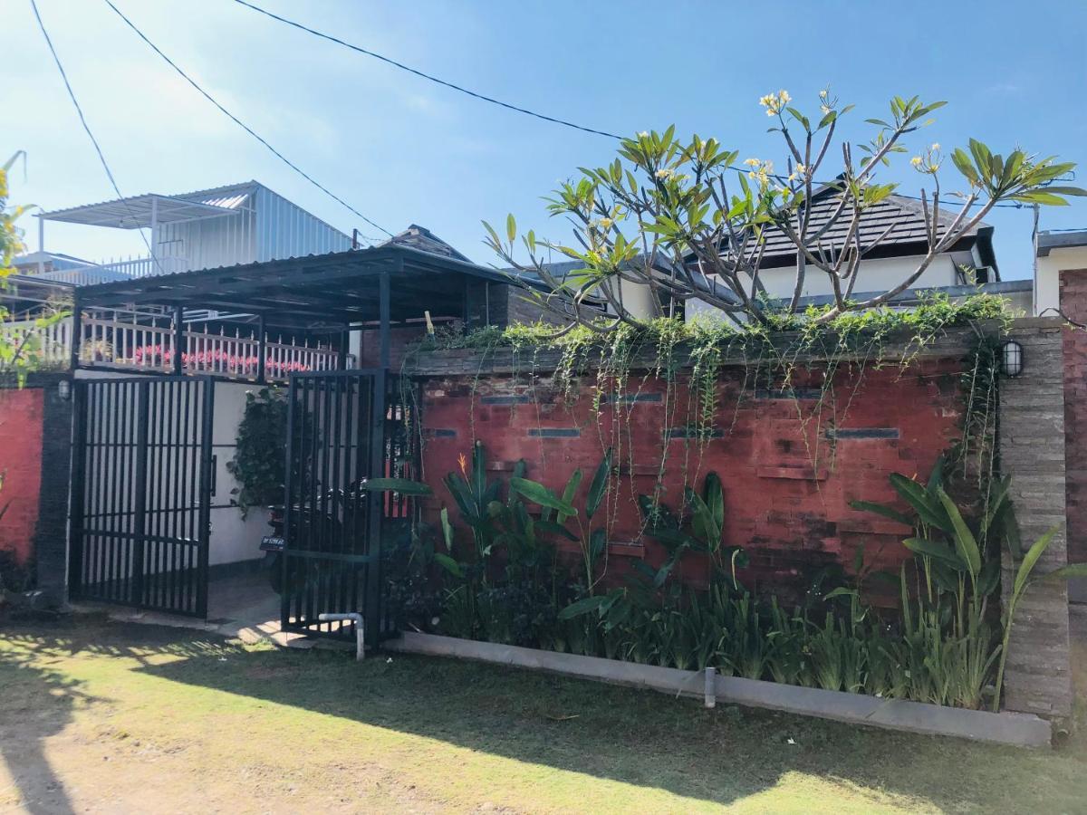 Villa Triyuna, Our Little Paradise Banjar  エクステリア 写真
